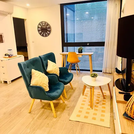 Tear Avenida 아파트 *